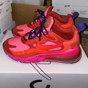 Nike air max 270 react in pink/red/purple